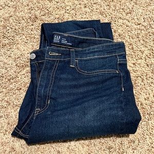 Women’s Gap high rise favorite jegging